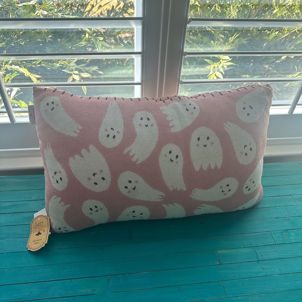 Pink Ghost Pillow 💗